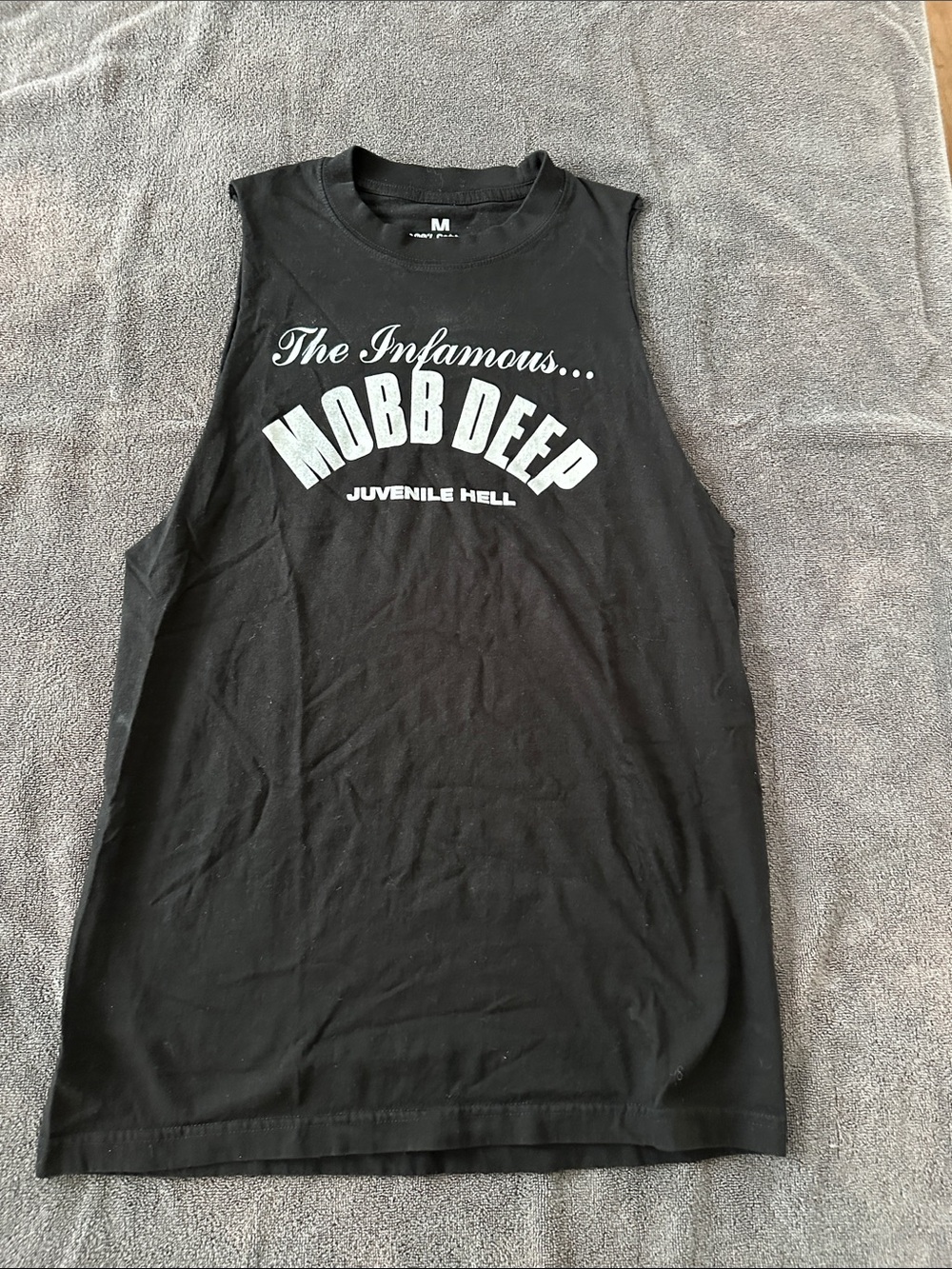 Black Sleeveless Graphic Tank Top with 'MOBB DEEP' Print